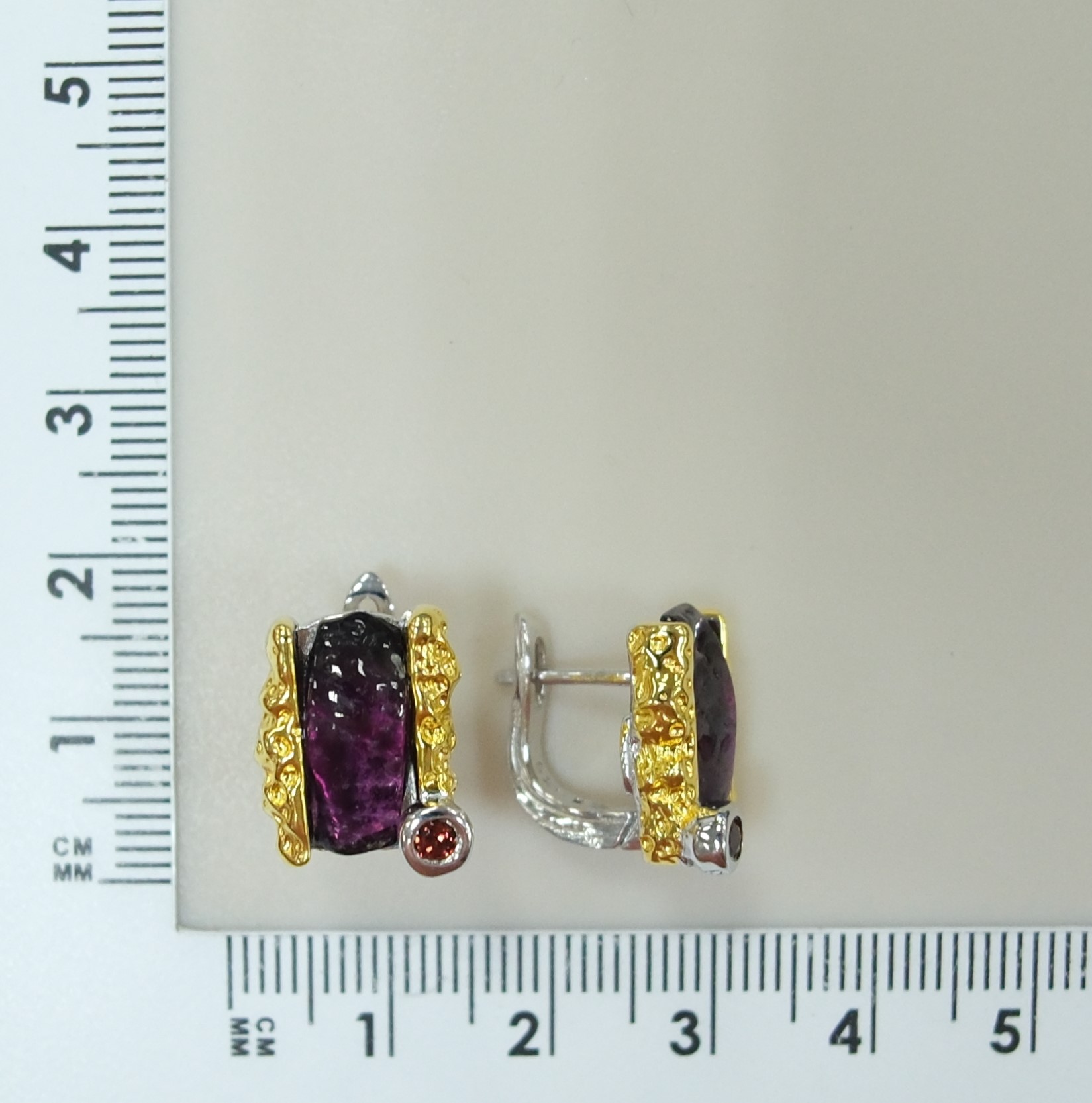 Серебряные серьги с гранатами Умбалит